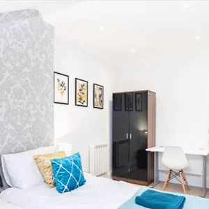 Fantastic With Views & Parking , Bournemouth United Kingdom
